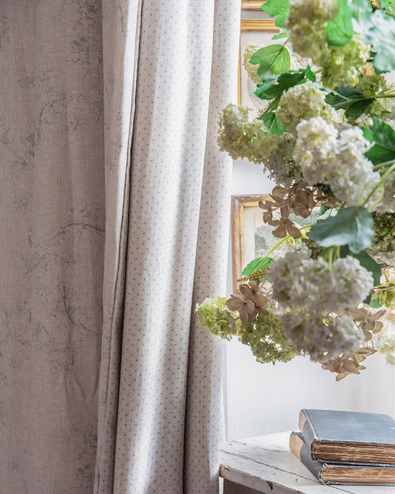 Scoopy French Blue on Natural Linen