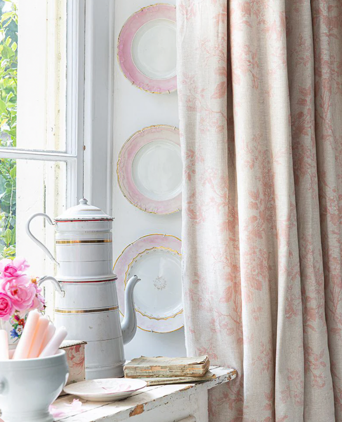vintage floral fabric