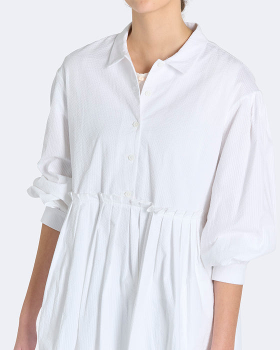 Maybelle Shirt in White Seersucker
