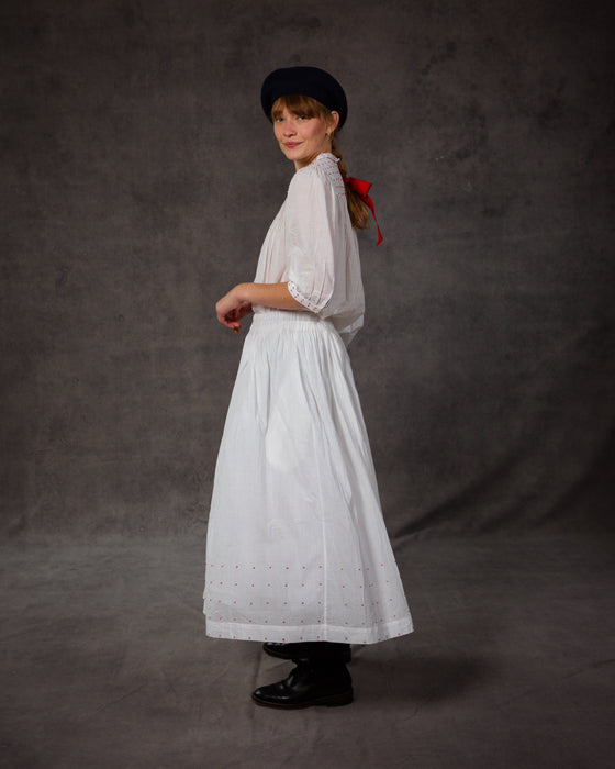 Cabbage Skirt in Hand Stitched French Knot
