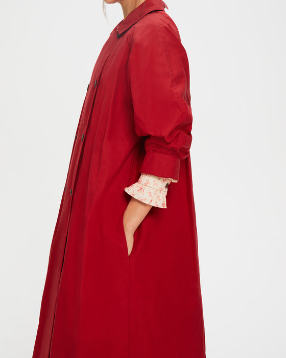 Long Robin Coat in Red Waxed Cotton
