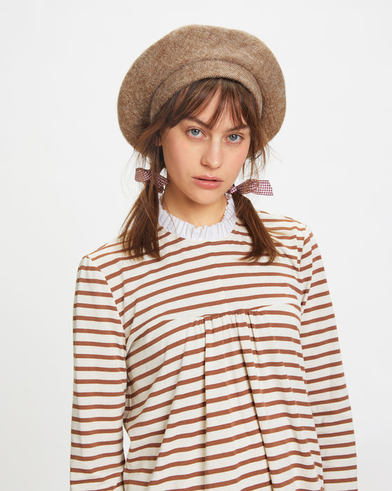 Pom Pom Beret in Brown Wool