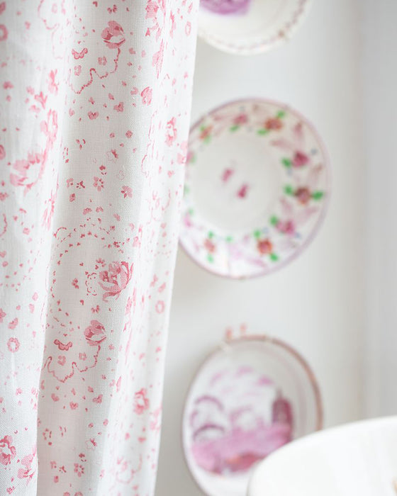 New Penny Raspberry on White Linen
