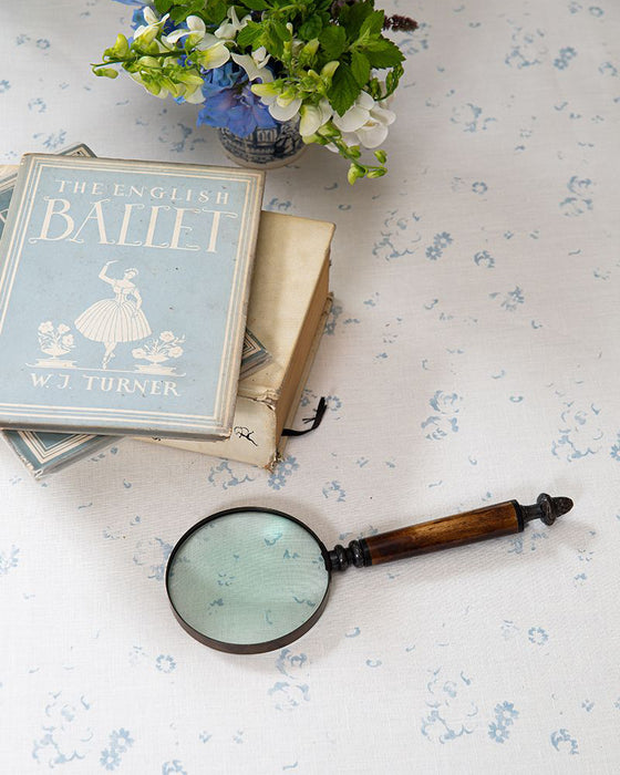 Ditzy Blue on White Linen
