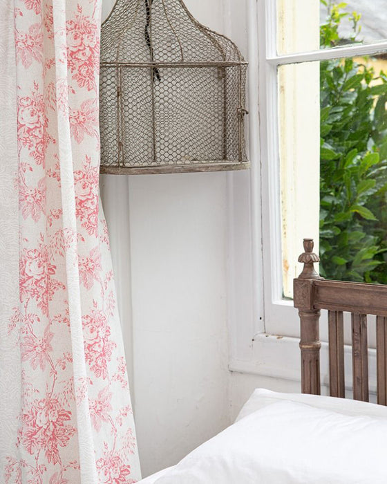 Charlotte Raspberry on White Linen